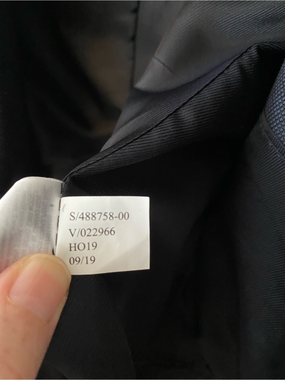 Banana Republic Men's Suit- Marzotto Super 110 Navy Birdseye 40R, 32x32 - Picture 10 of 15